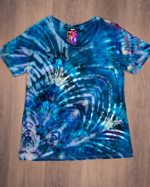 Clearance! 2XL Ladies Scoop Neck (runs very small)