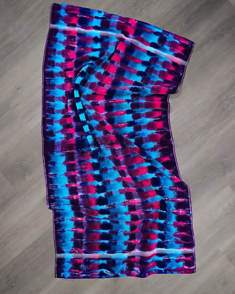 Magenta Lights Large Bath Towel