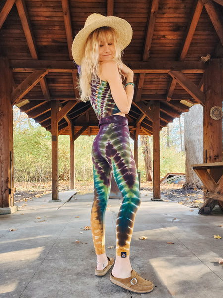 SMALL or LARGE Down to Earth Chevron Leggings – Dimple's Dyes